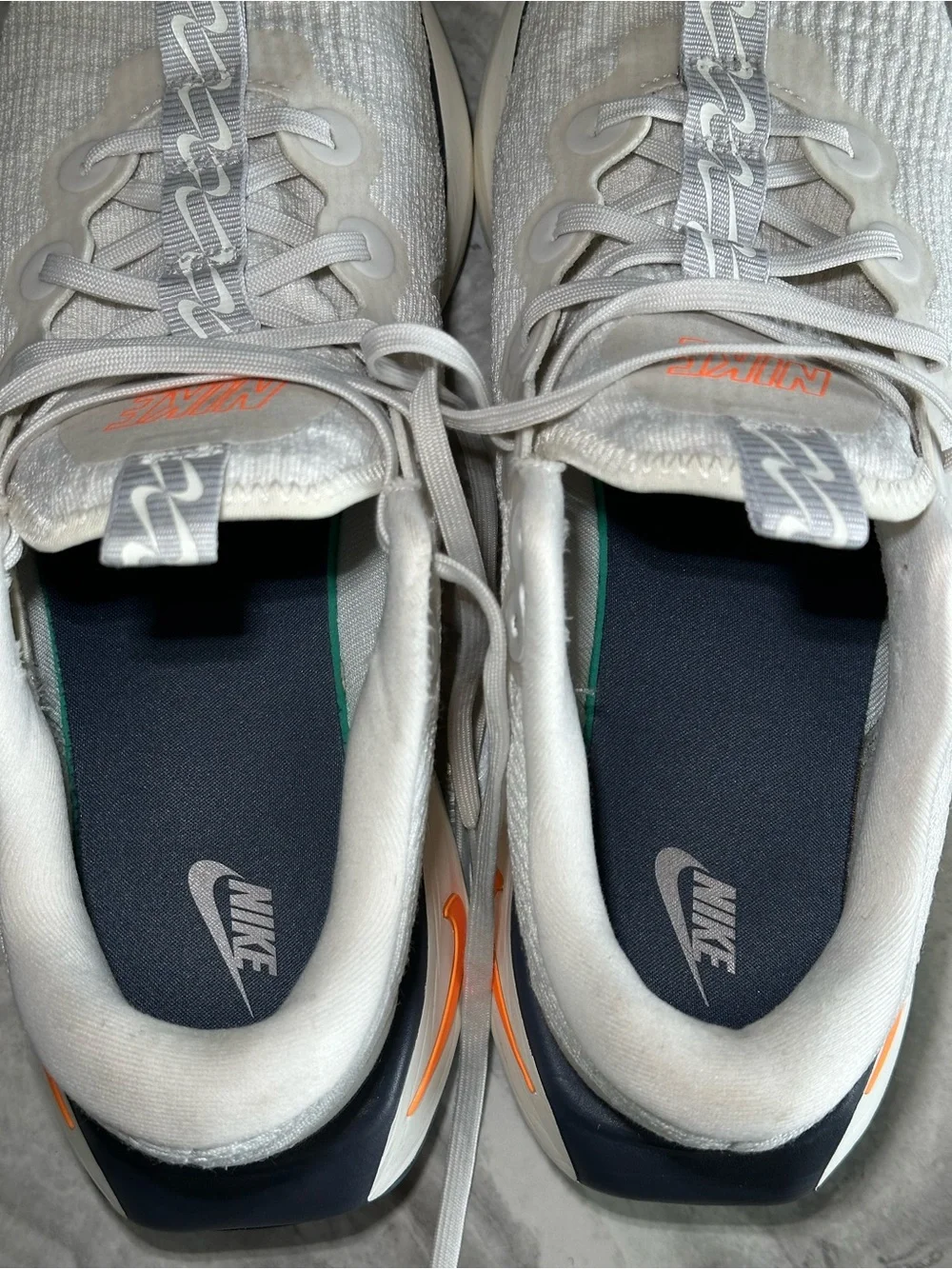 Nike Motiva Men’s Walking Shoes Sail White Orange